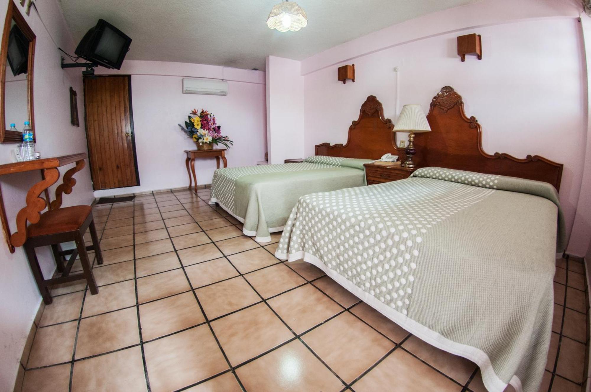 Hotel Michelle San Andrés Tuxtla Exterior foto